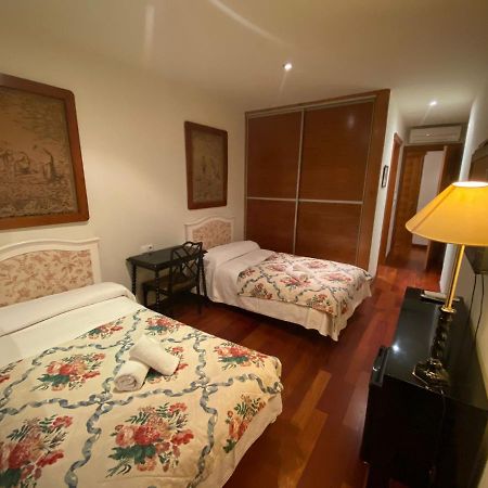 Ch Hostal Victoria Cuenca  Eksteriør bilde