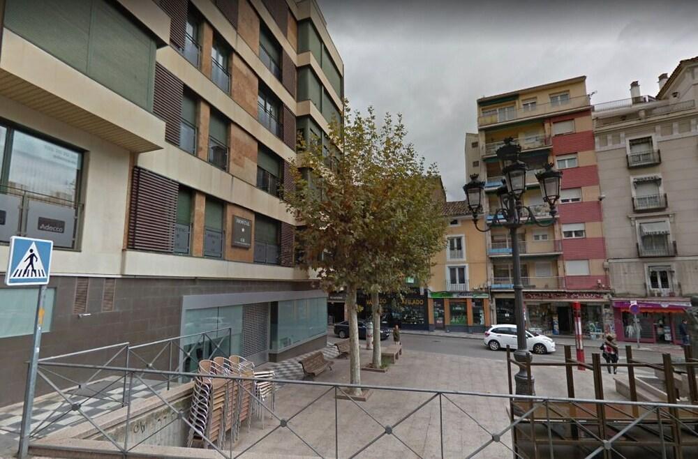 Ch Hostal Victoria Cuenca  Eksteriør bilde