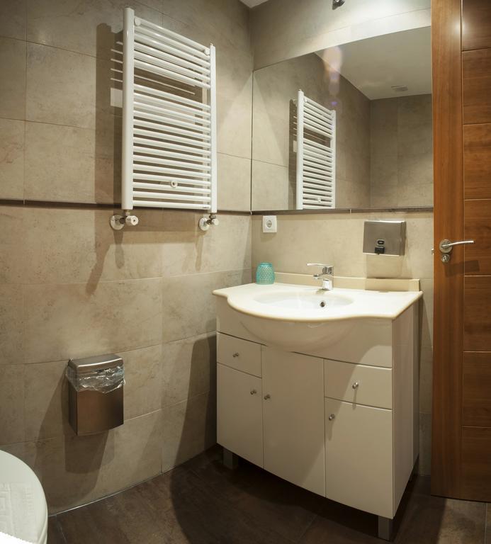 Ch Hostal Victoria Cuenca  Eksteriør bilde